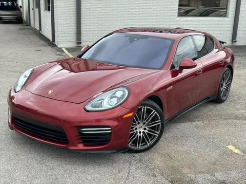 2014 Porsche Panamera GTS