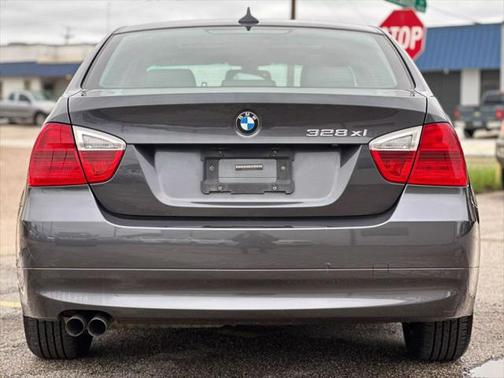 2007 BMW 328 328xi Sedan 4D