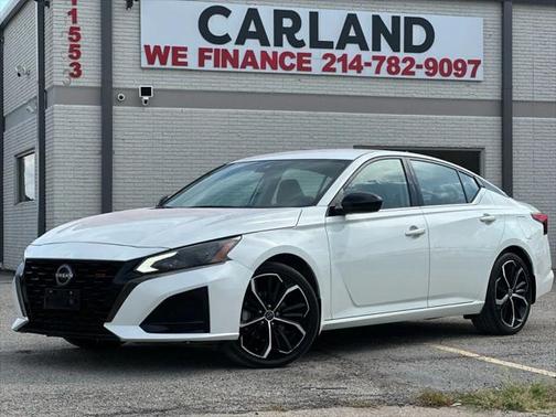 2023 Nissan Altima SR FWD