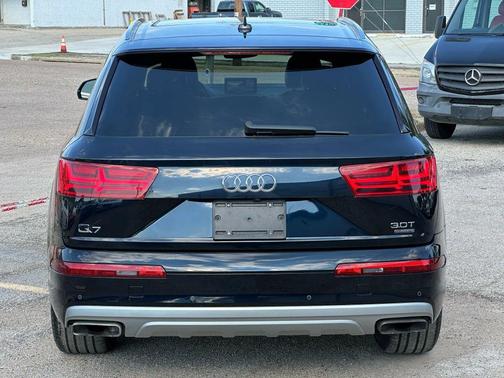 2017 Audi Q7 3.0T Prestige