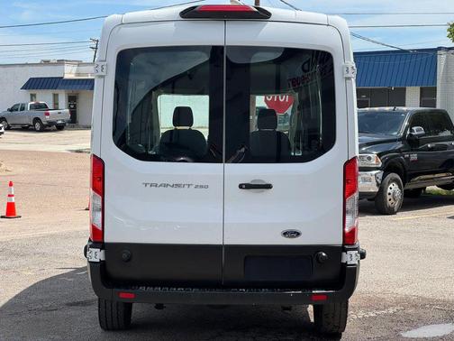 Oxford White 2019 Ford Transit-250 Base