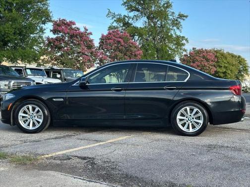 2015 BMW 528 528i Sedan 4D