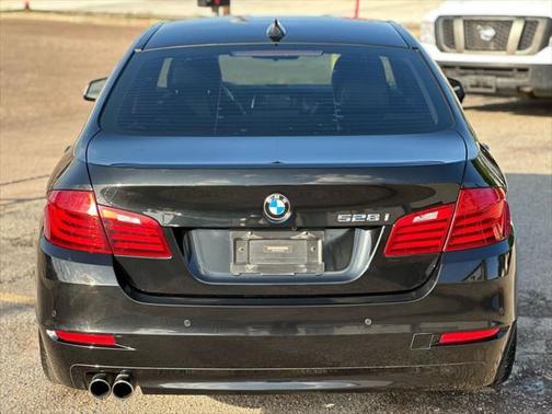 2015 BMW 528 528i Sedan 4D