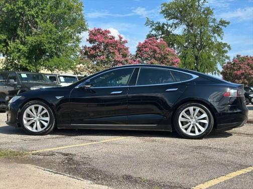 2015 Tesla Model S 85D