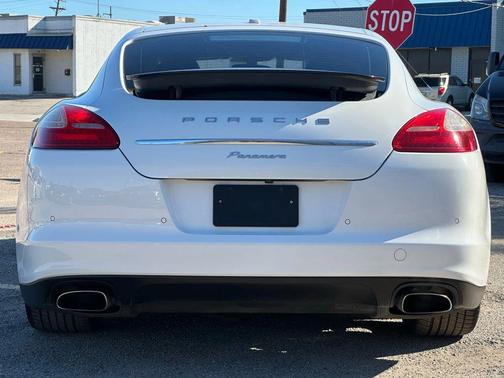 2012 Porsche Panamera 4