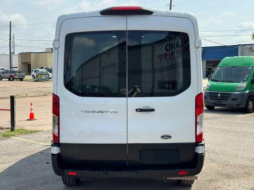 Oxford White 2021 Ford Transit-250 Base