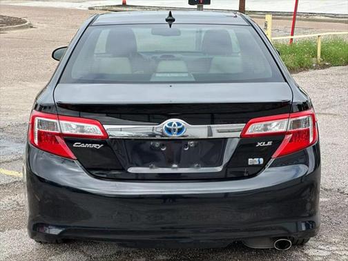 2012 Toyota Camry Hybrid XLE