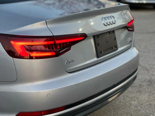 2018 Audi A4 2.0T Premium Plus