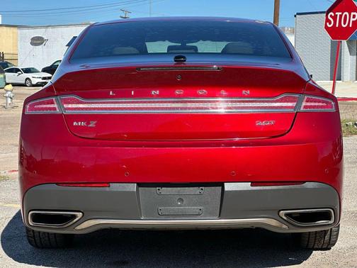 2017 Lincoln MKZ Base