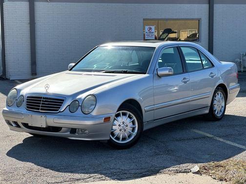 2000 Mercedes-Benz E-Class E 320 Sedan 4D
