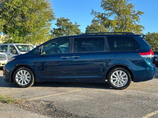2011 Toyota Sienna Limited