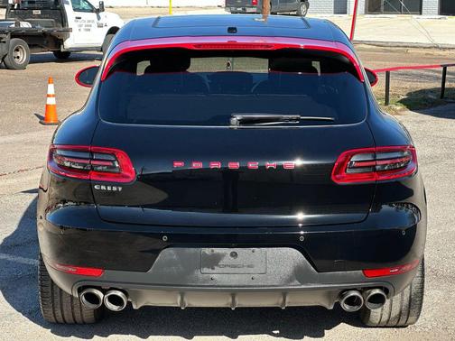 2017 Porsche Macan S