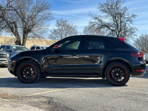 2017 Porsche Macan S