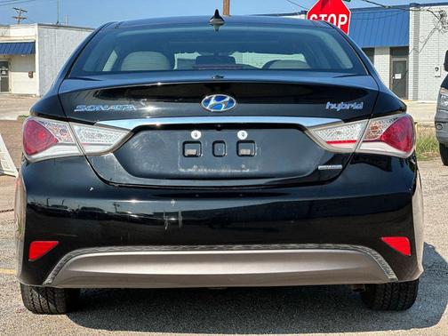 2015 Hyundai SONATA Hybrid Limited