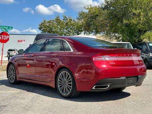 2014 Lincoln MKZ Base