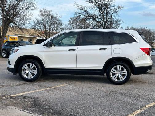 2016 Honda Pilot LX