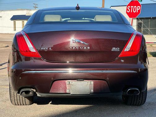 2013 Jaguar XJ L Portfolio