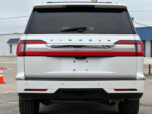 2018 Lincoln Navigator L Black Label