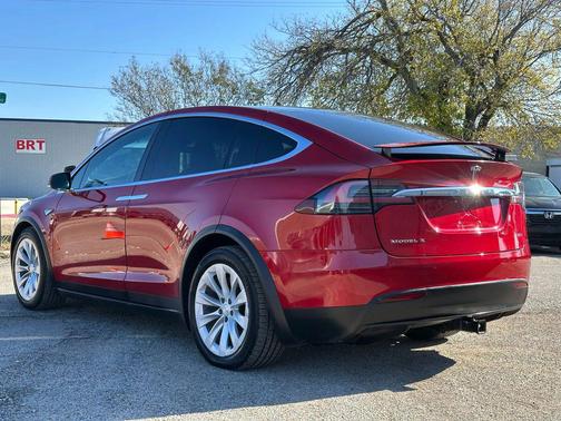 2016 Tesla Model X 90D Sport Utility 4D