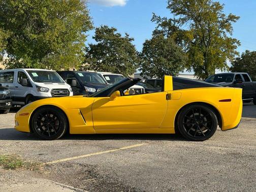 2005 Chevrolet Corvette Base