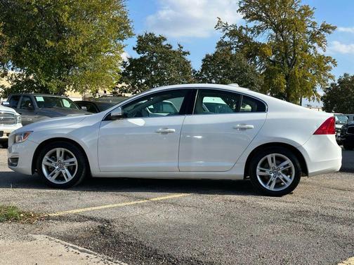 2015 Volvo S60 T5 Premier Plus
