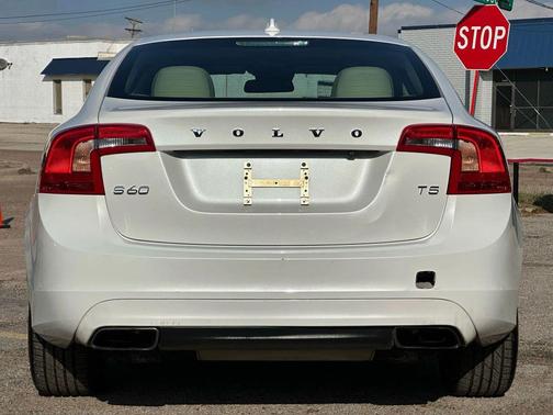 2015 Volvo S60 T5 Premier Plus
