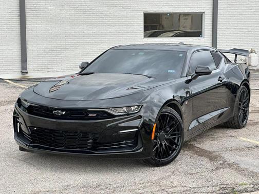 Black 2020 Chevrolet Camaro 2SS