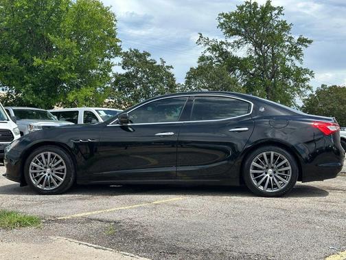 Black 2018 Maserati Ghibli Base