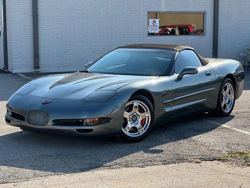 2004 Chevrolet Corvette Base