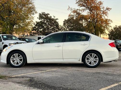 2012 INFINITI G37 Journey