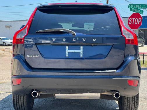 Caspian Blue Metallic 2013 Volvo XC60 3.2 Platinum