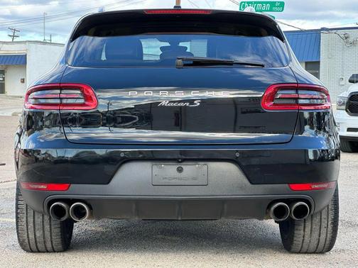2016 Porsche Macan S