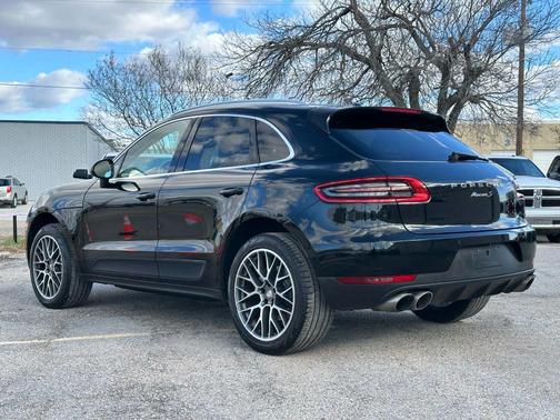 2016 Porsche Macan S