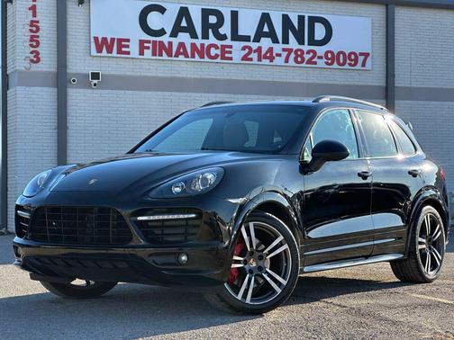 2014 Porsche Cayenne GTS