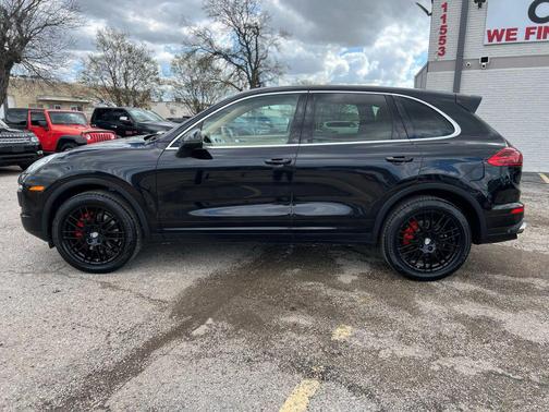 2015 Porsche Cayenne Cayenne
