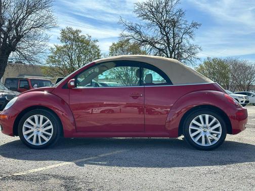 2009 Volkswagen New Beetle S