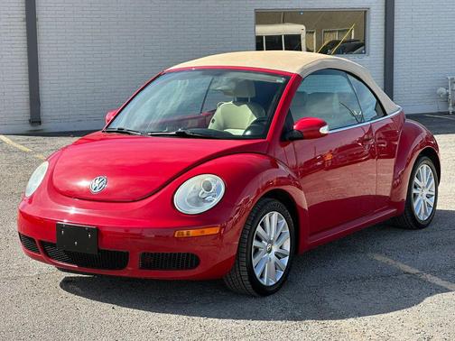 2009 Volkswagen New Beetle S