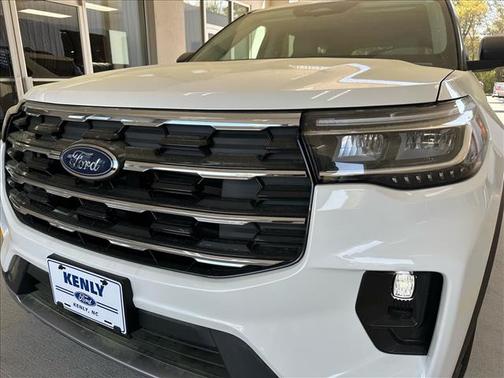 STAR WHITE MET TRI-COAT 2025 Ford Explorer ACTIVE