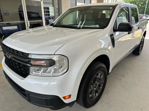 OXFORD WHITE 2024 Ford Maverick XLT