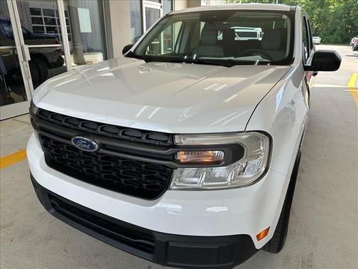 OXFORD WHITE 2024 Ford Maverick XLT