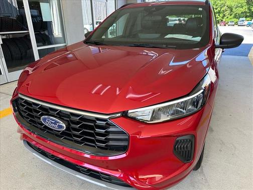 RAPID RED MET TINTED CC 2024 Ford Escape ST-LINE