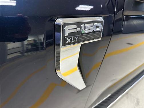 ANTIMATTER BLUE METALLIC 2023 Ford F-150 XLT