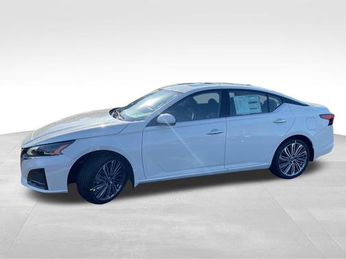 2025 Nissan Altima 2.5 SL