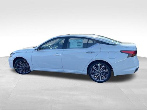 2025 Nissan Altima 2.5 SL