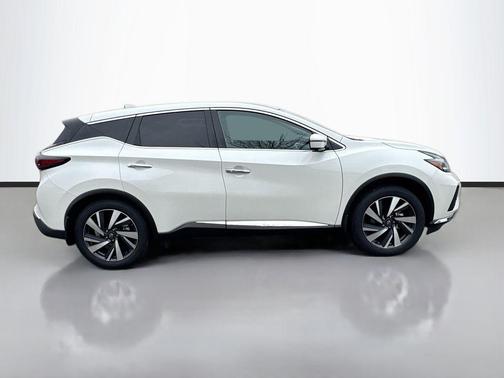 2024 Nissan Murano SL FWD