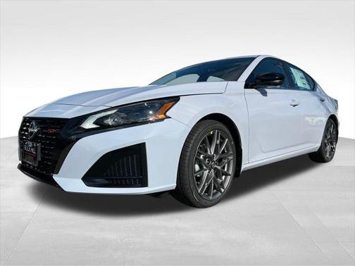 2024 Nissan Altima SR VC-Turbo FWD