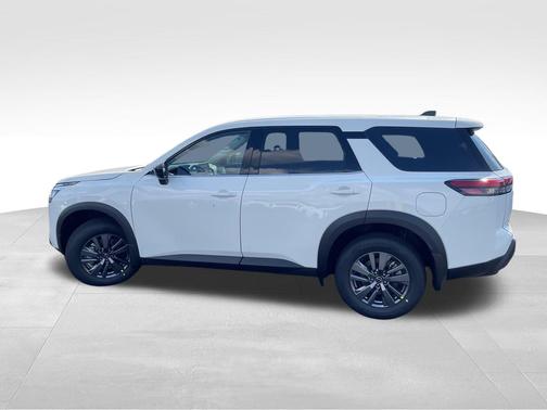 2025 Nissan Pathfinder S FWD