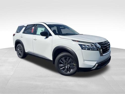 2025 Nissan Pathfinder S FWD