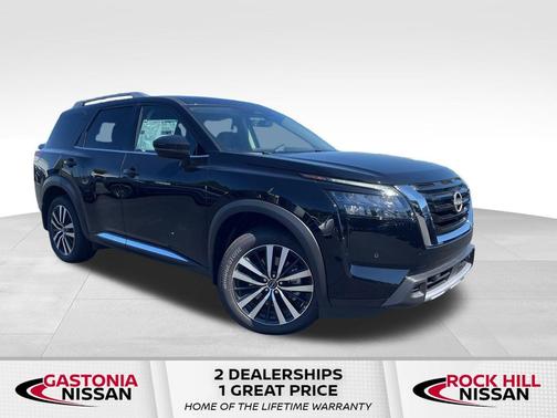 2025 Nissan Pathfinder Platinum FWD