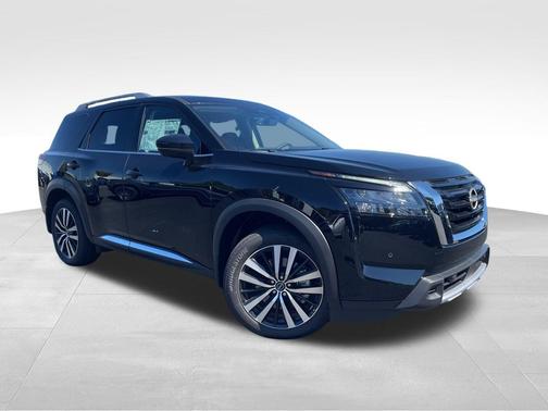 2025 Nissan Pathfinder Platinum FWD